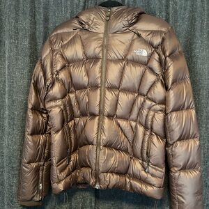 Women’s North Face Puffy Jacket
